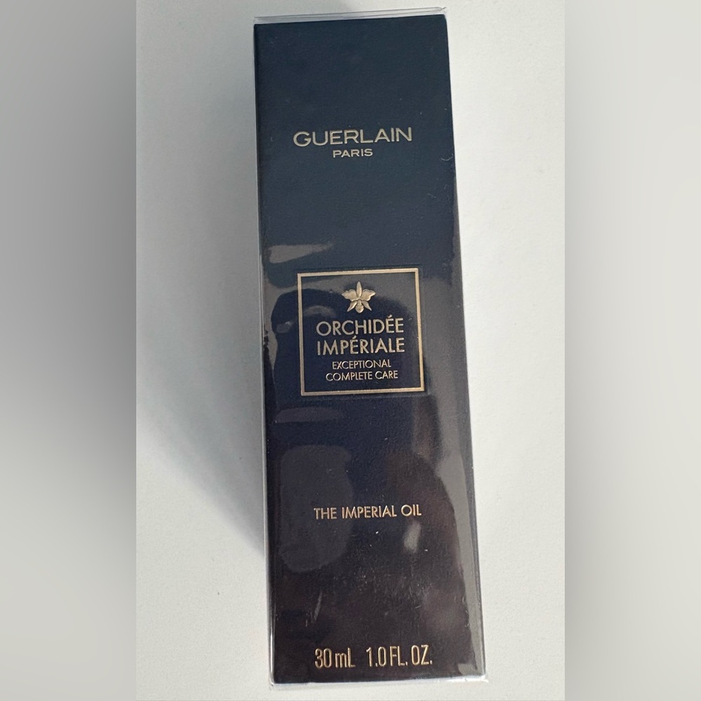 Guerlain Orchidee Imperiale Oil in Black and Gold